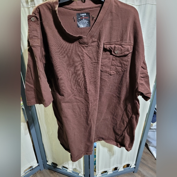 (4055) Large and in Charge, Mens Size XL, 1 pocket, V-Neck, Brown, - Picture 1 of 7